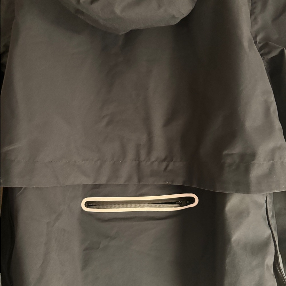 Sweaty Betty windbreaker - Picture 5 of 6